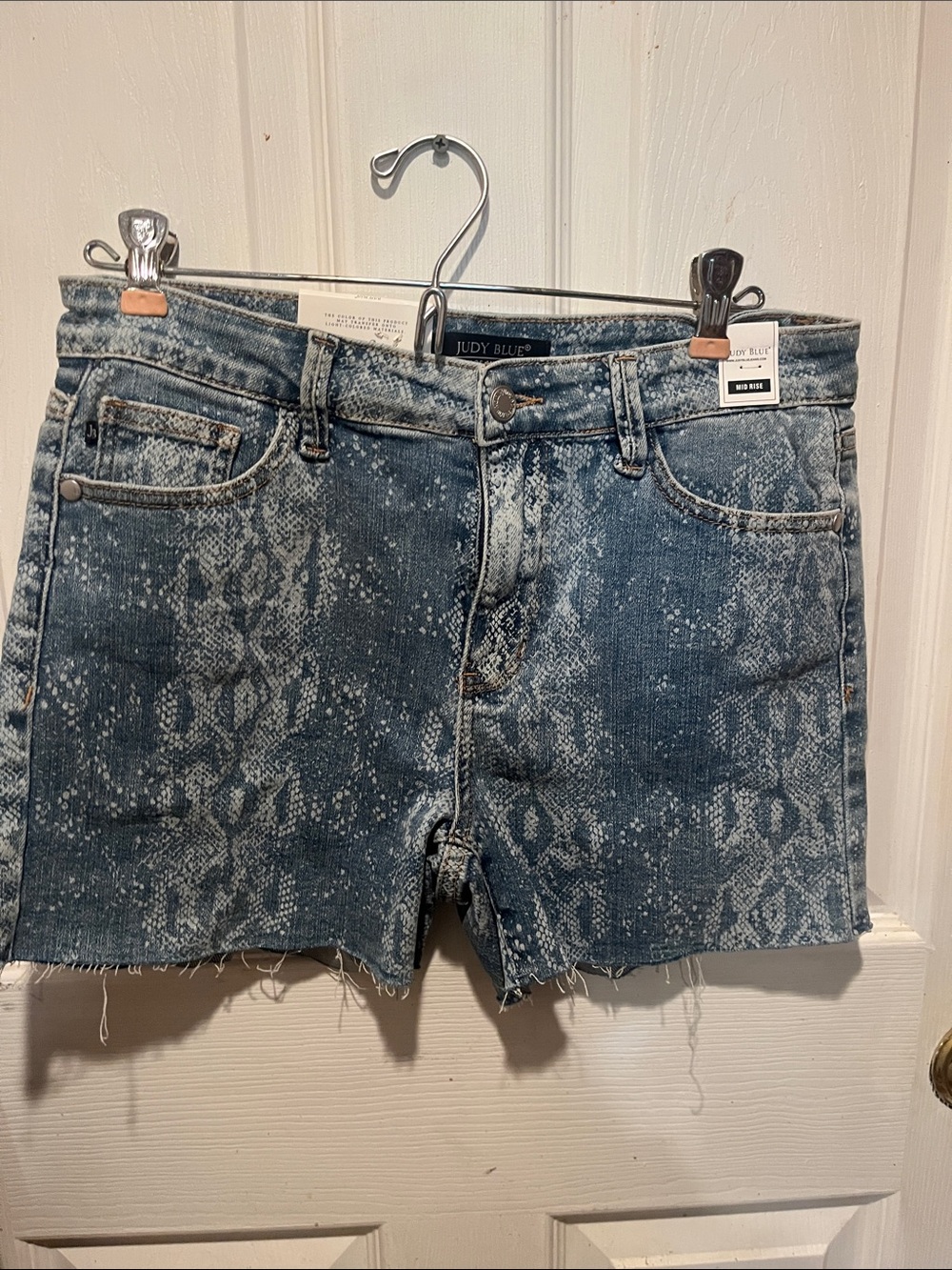 Judy Blue Blue Snake-Print Raw Hem Denim Shorts